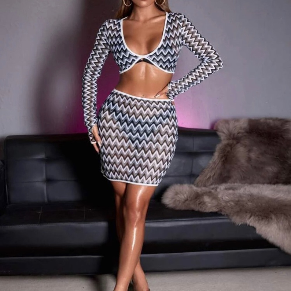 2 Piece Sets - image 1